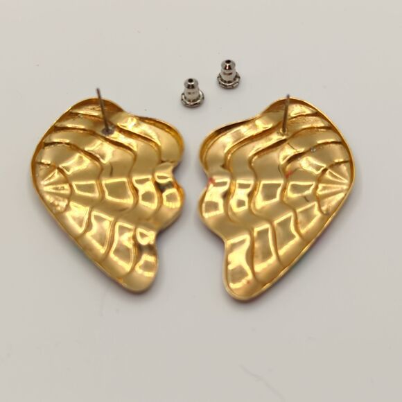 Colorful Statement post earrings - rainbow wave gold tone - 80s retro - Picture 3 of 3